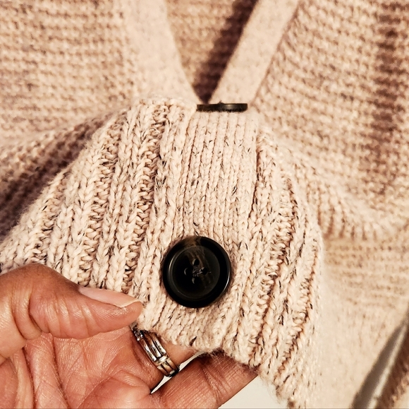 American Eagle | Women's Cropped Pink Cardigan Button-Down Sweater (Size Small) - Picture 9 of 14